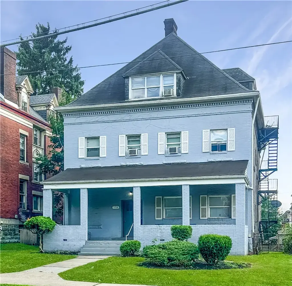 5708 Stanton Avenue, Highland Park