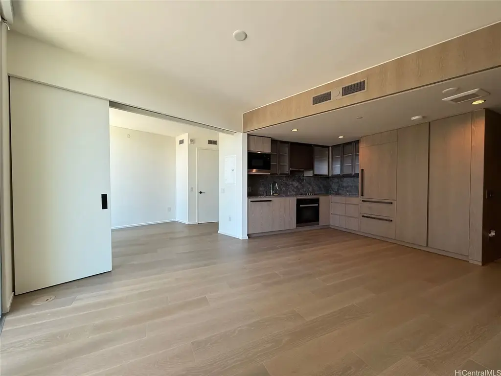 1000 Auahi Street # 503, Honolulu