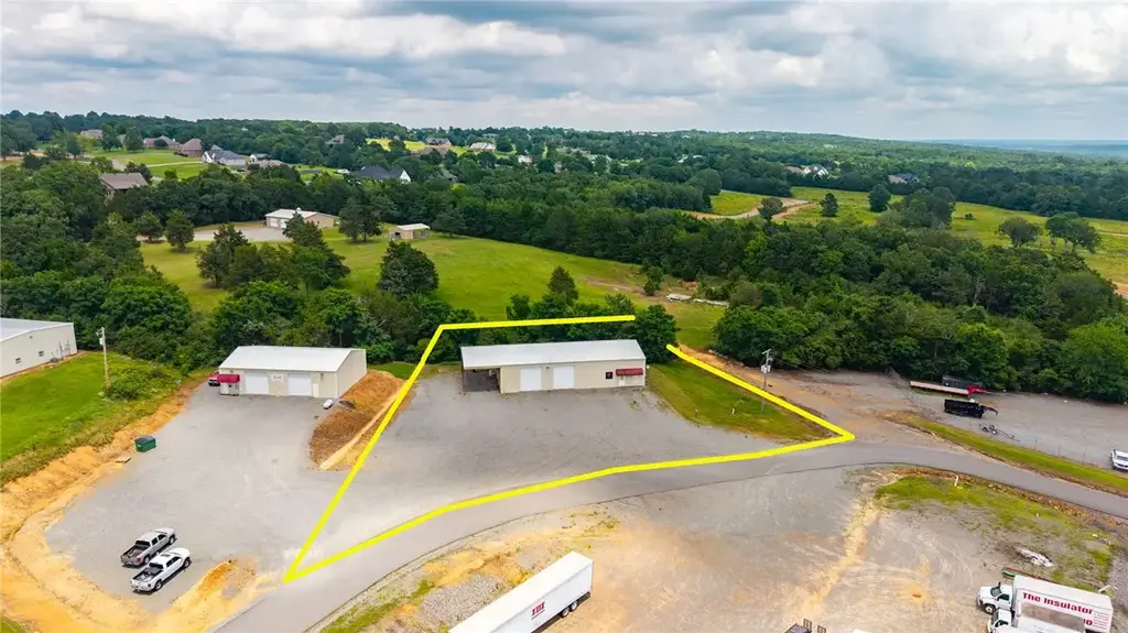 15 Jsb Circle, Greenbrier