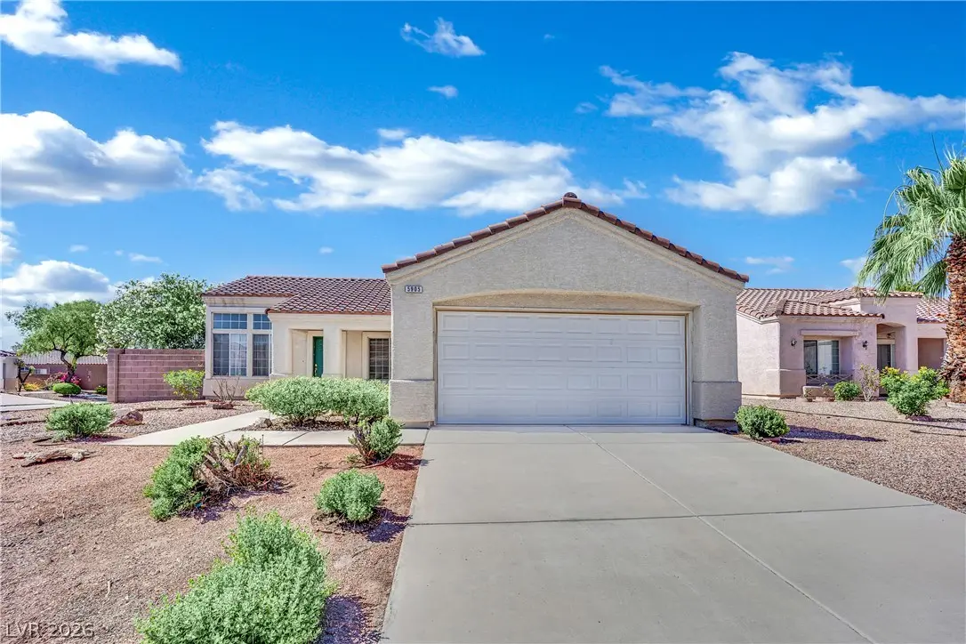 Photo of Listing #2795196