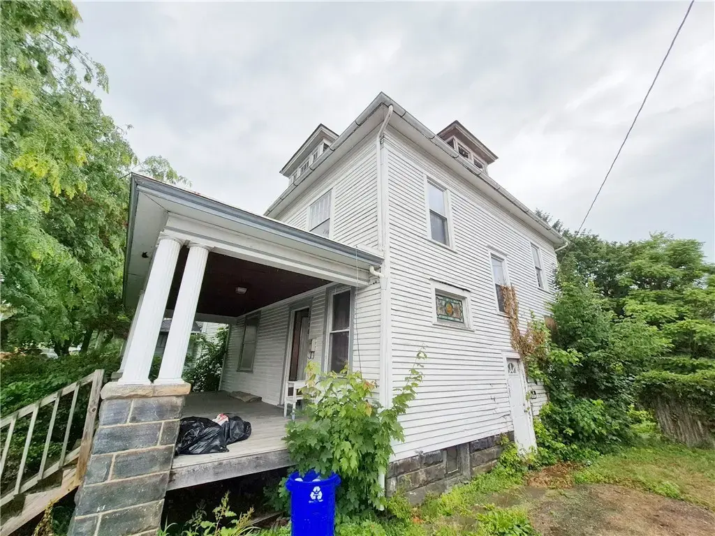 1708 Highland Avenue , New Castle