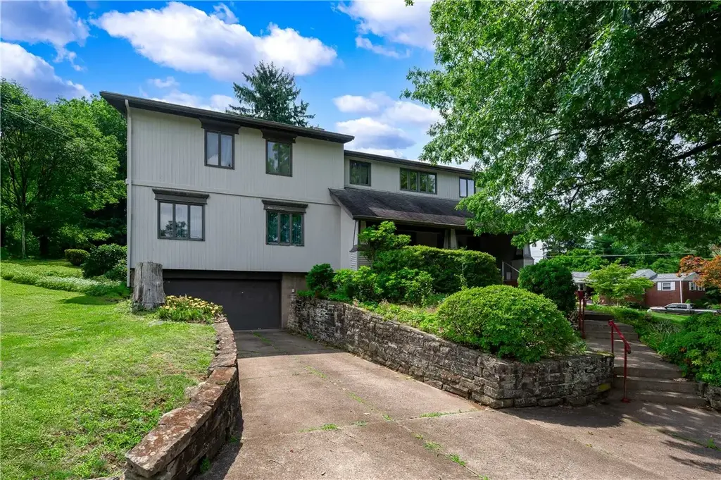 221 Sunset Drive , Wilkins