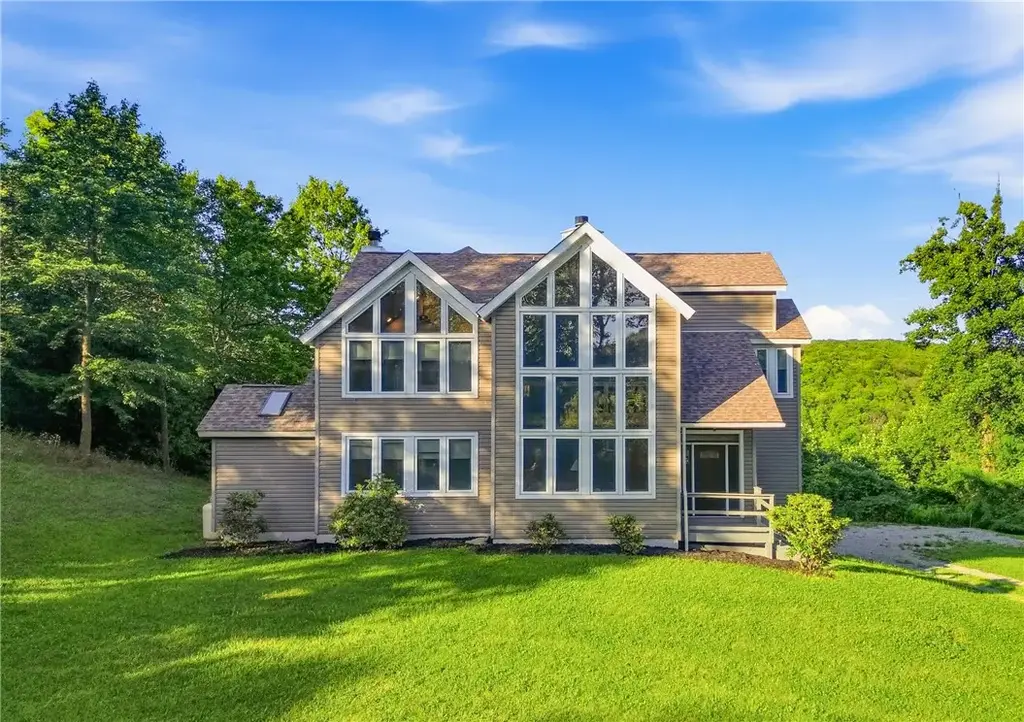 300 Mohawk Road , Saltlick
