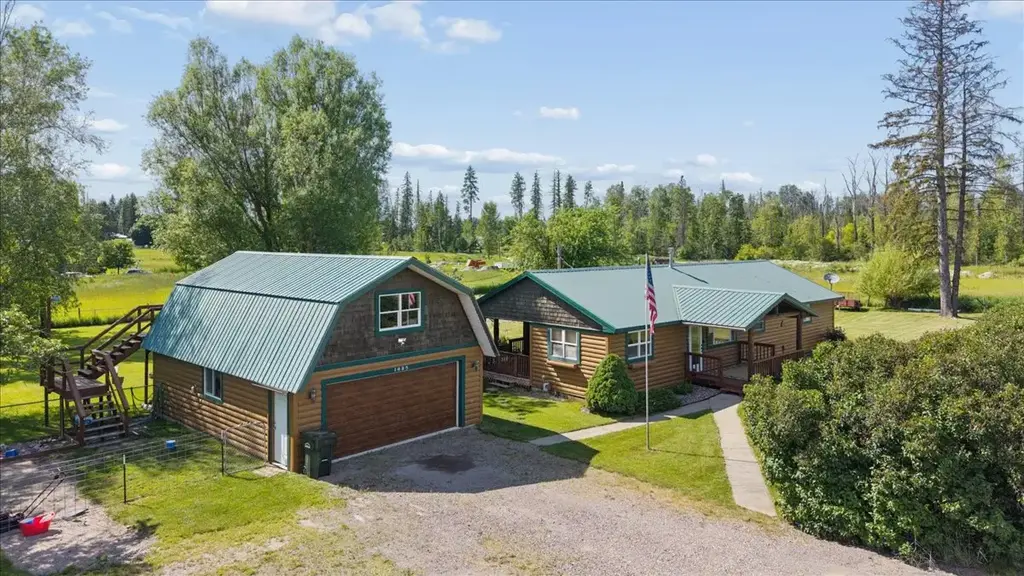 1685 Mt Highway 206, Columbia Falls
