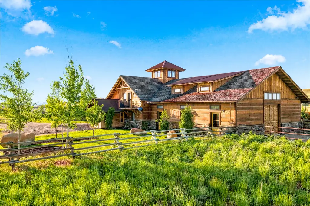 326 Rocky Mountain Way, Deer Lodge
