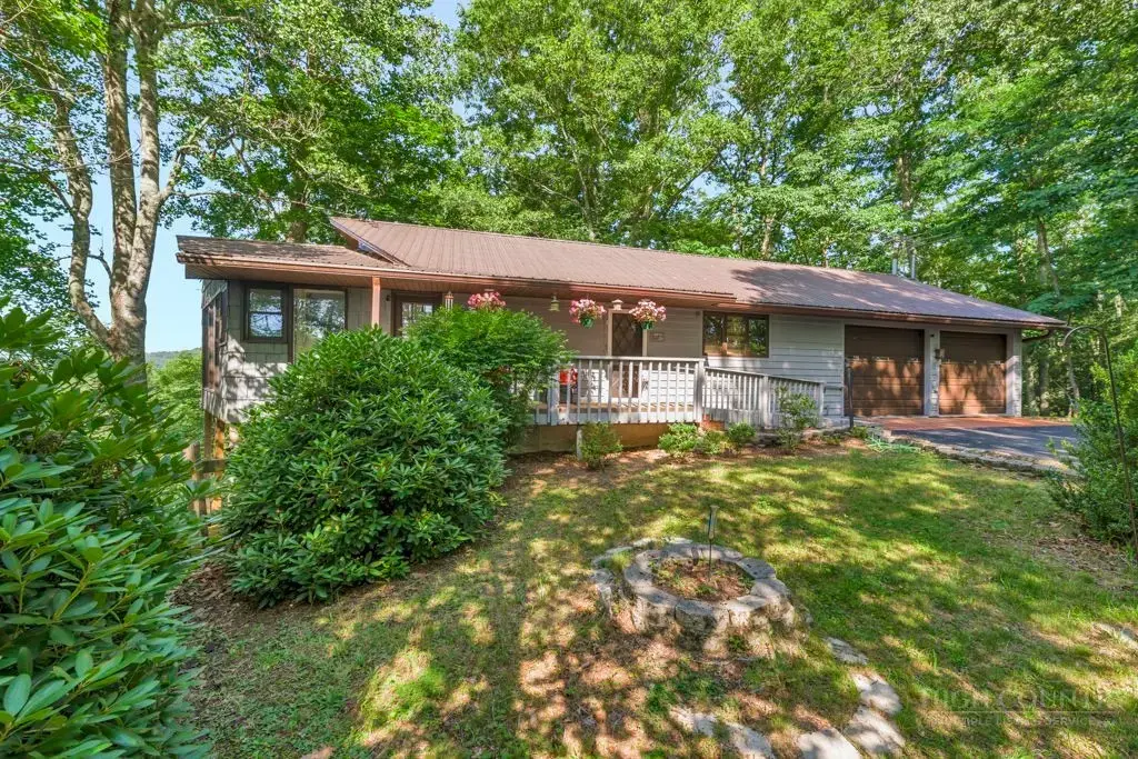 102 Ginger Hollow Road, Newland
