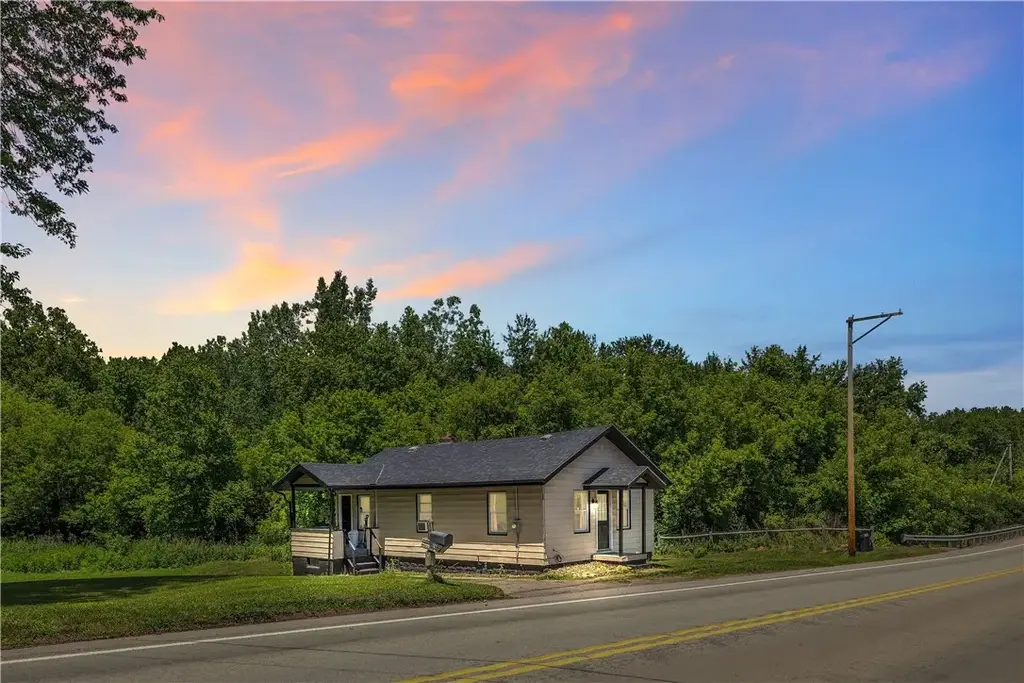 1747 Galilee Road , Wampum