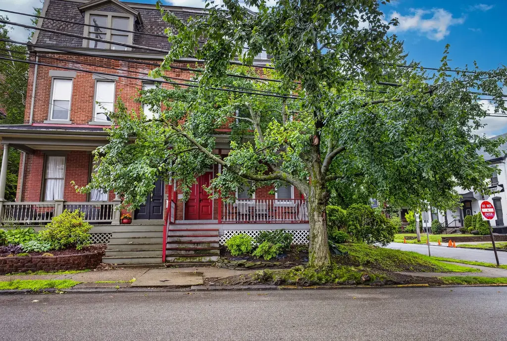 5972 Alder Street, Shadyside