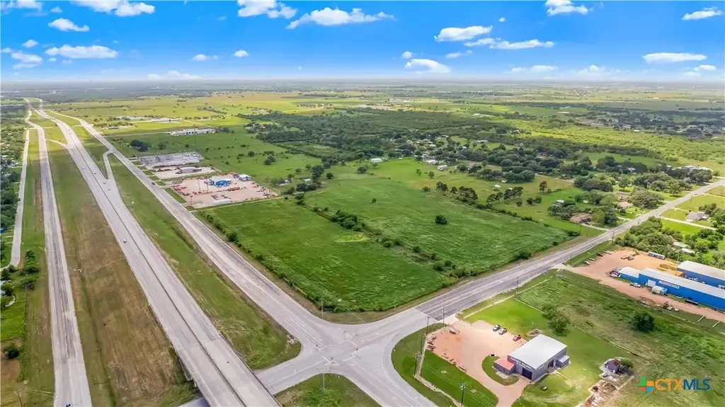 Fm 1685, Victoria