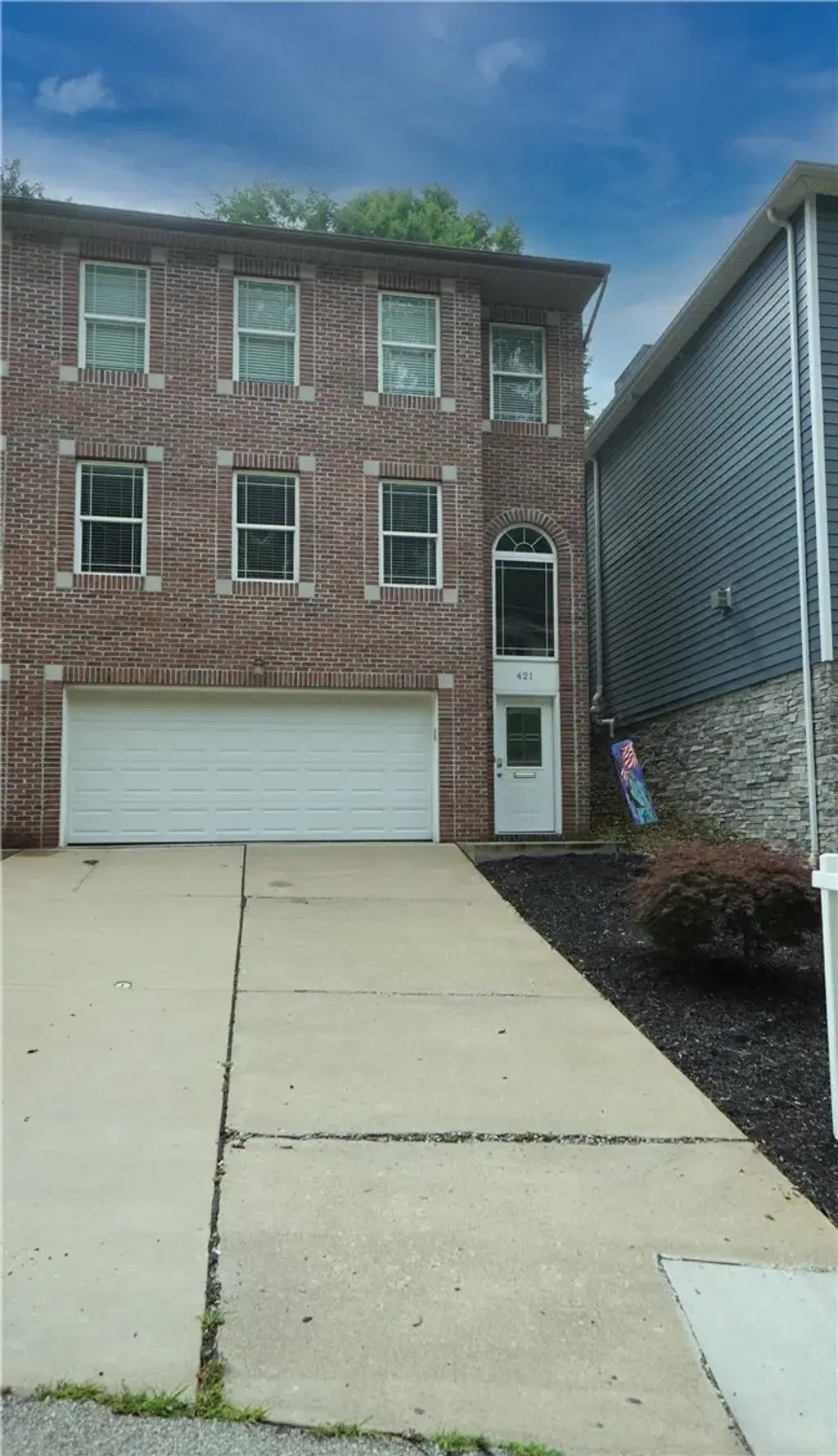 421 Shaler Street , Mt Washington