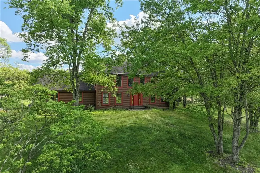 1125 Woodland Road , Marshall