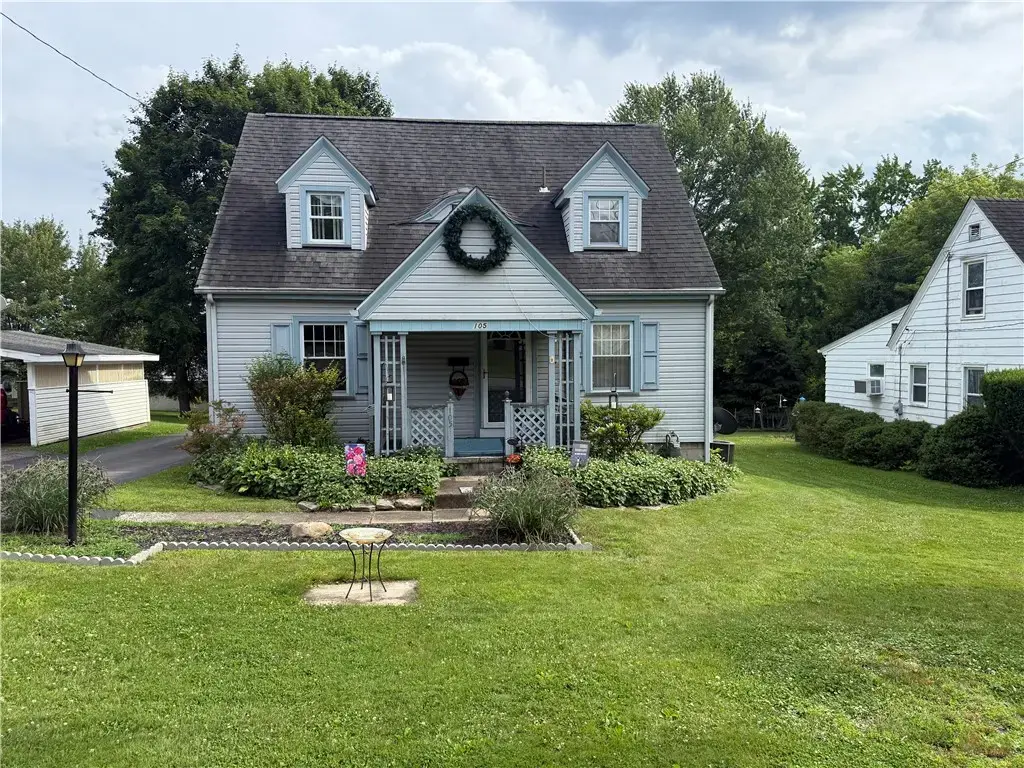 105 Clen Moore Boulevard, Neshannock