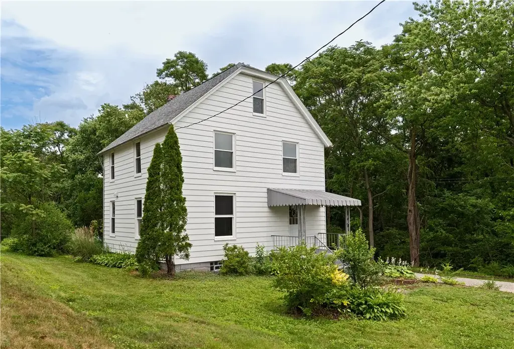 121 Freeport Road, Twp of But SE