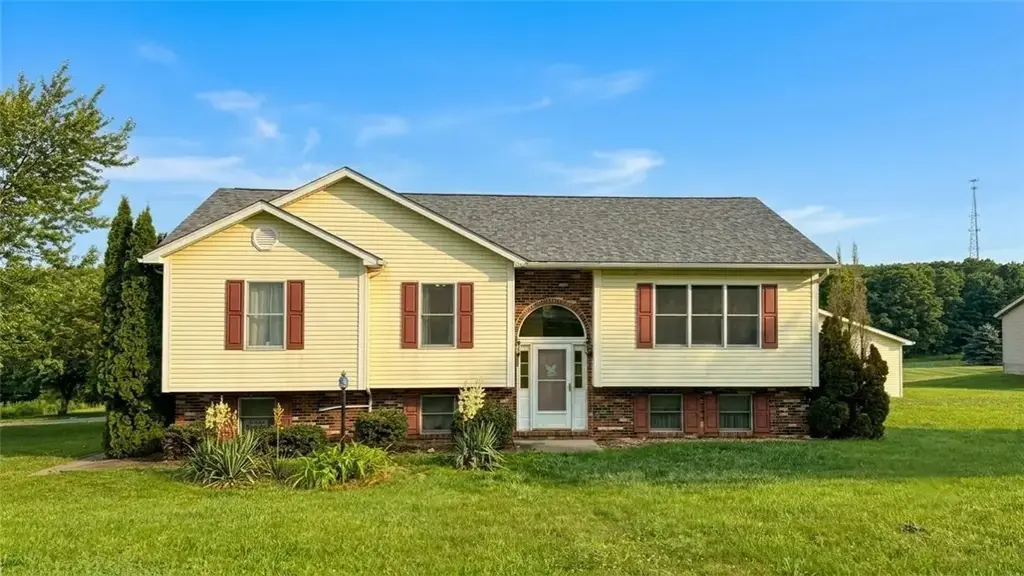 198 Eagle Mill Road , Connoquenessing