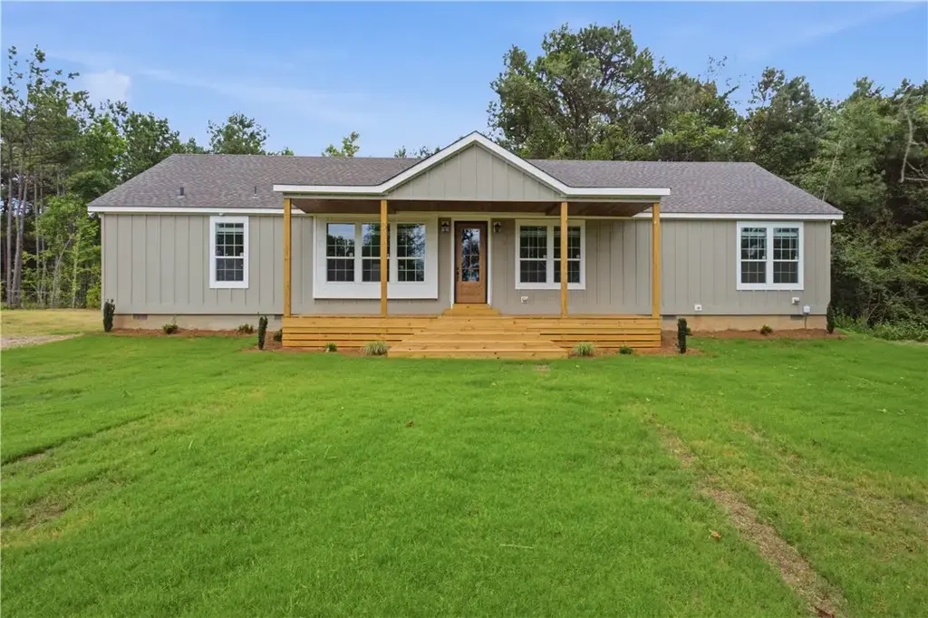 21877 Stillwaters Hwy, Tallassee
