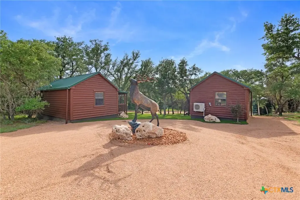 12200 Private Road 3641, Kempner
