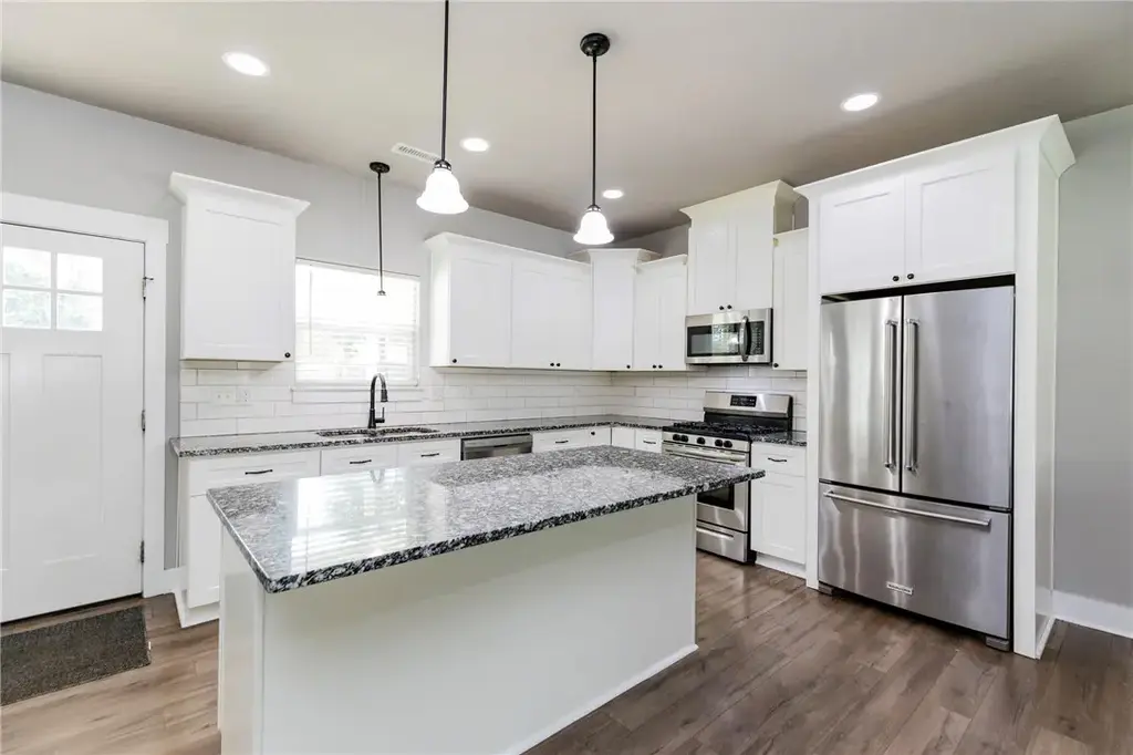 463 N Davis Street, Pea Ridge