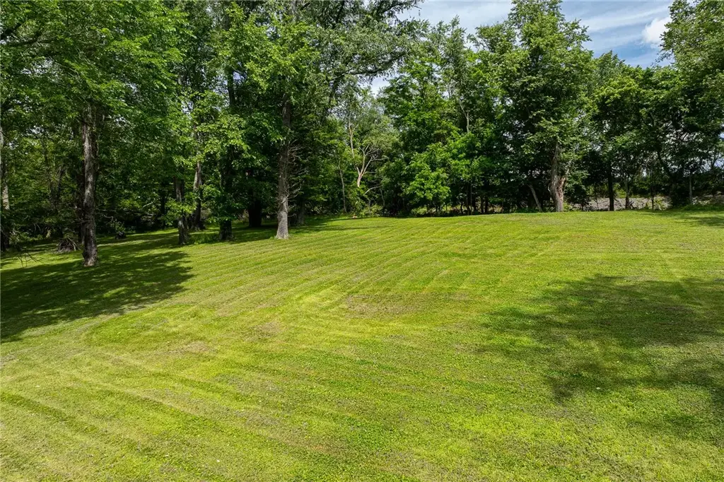 60 Woodrow Drive , Avella
