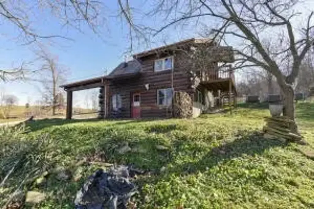 19005 Farm Road 1170, Cassville