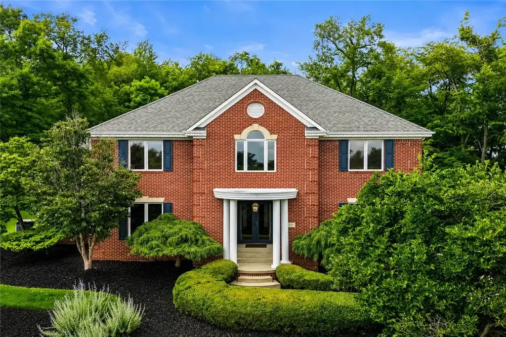 119 Laurel Oak Drive, Ohio