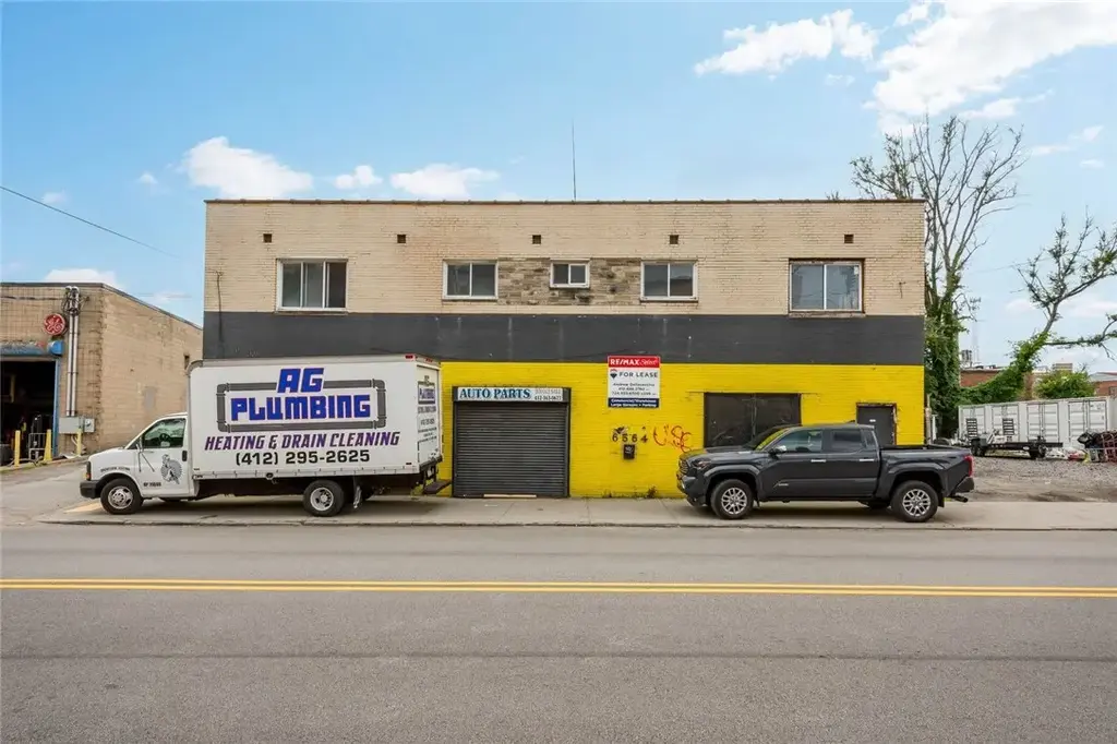 6564 Frankstown Avenue , Lincoln Larimer