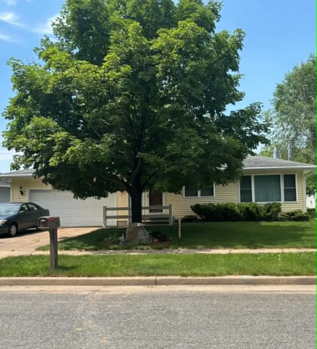 2944 Saturn Avenue, Eau Claire