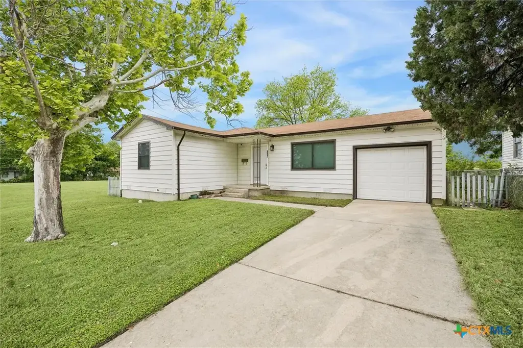 907 Jefferis Avenue, Killeen