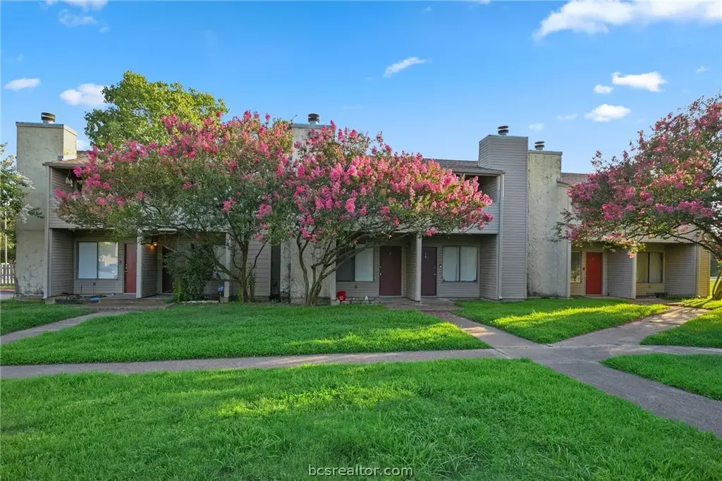 1900 Dartmouth A-5, College Station