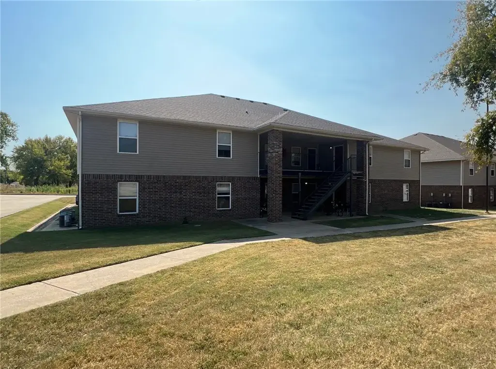 214 Sadie Lane, Centerton