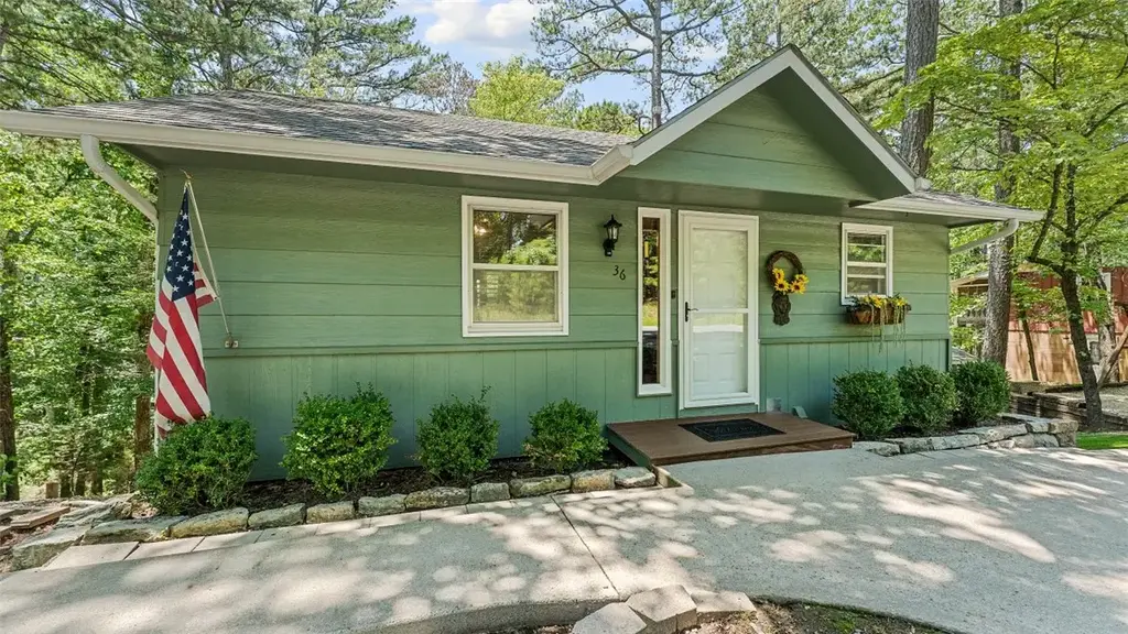 36 E Mountain Drive, Eureka Springs