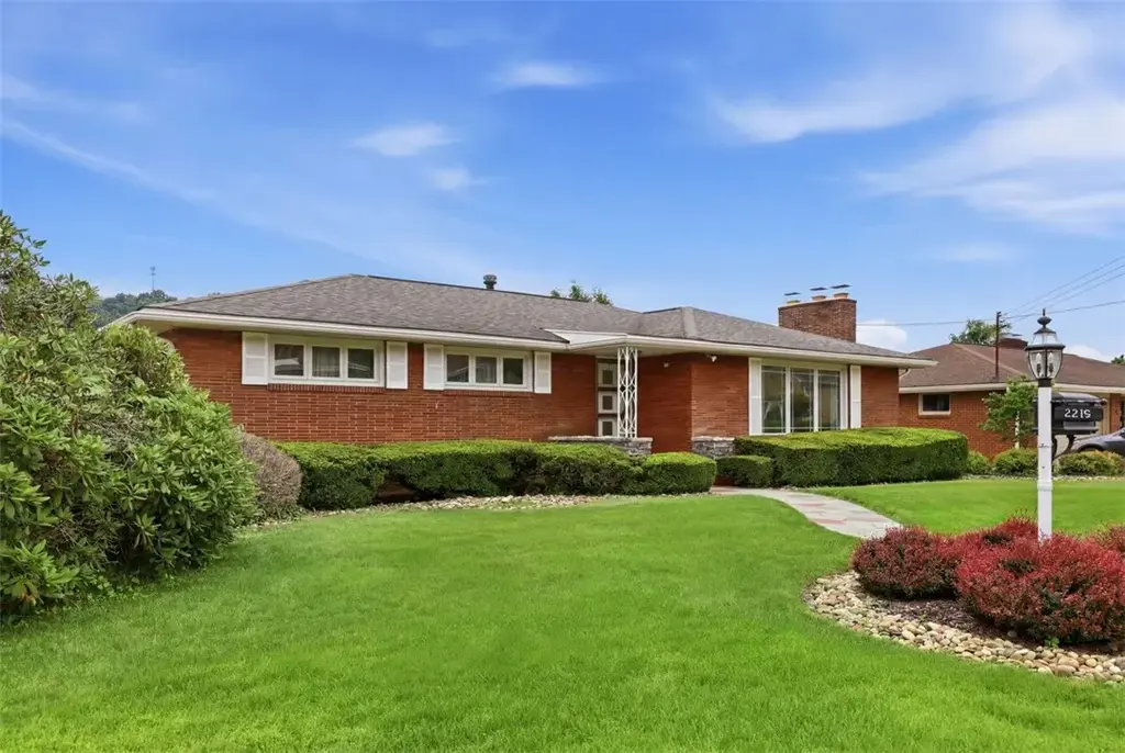 2219 Fawcett Avenue , White Oak