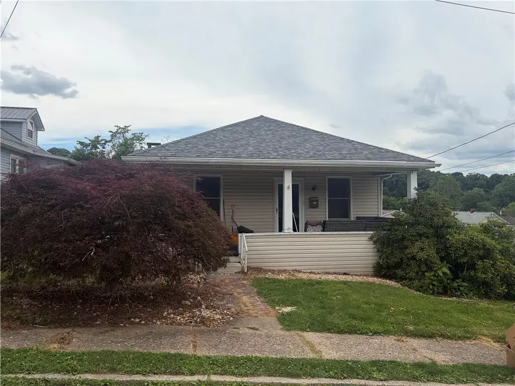 202 Broadway Street , West Newton