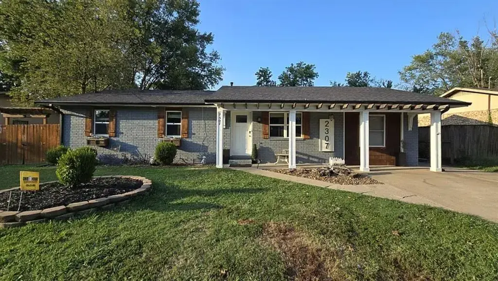 2307 Beth Lane, Bentonville