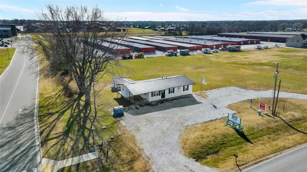 1997 W Pickens Road, Pea Ridge