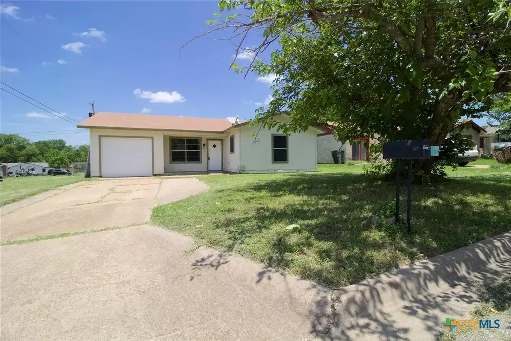802 E Irvin Avenue, Temple