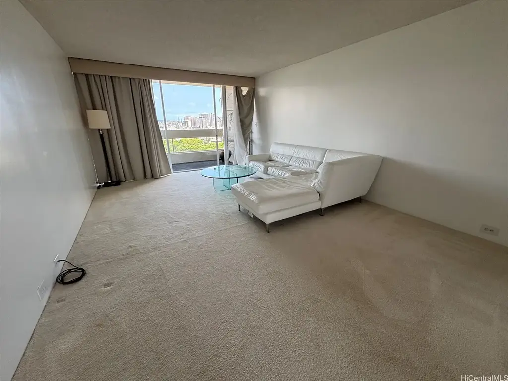 1212 Punahou Street # 1005, Honolulu