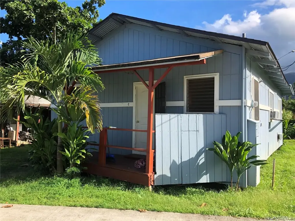 47-719 Kamehameha Highway # C, Kaneohe