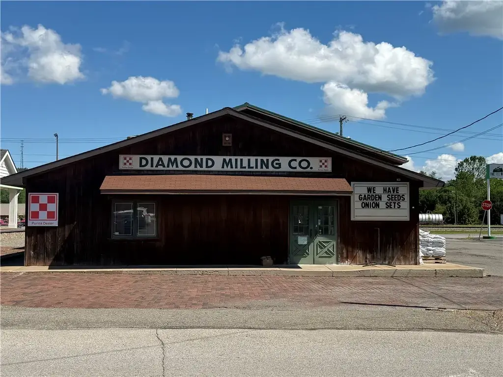 700 Beaver Avenue , Ellwood City