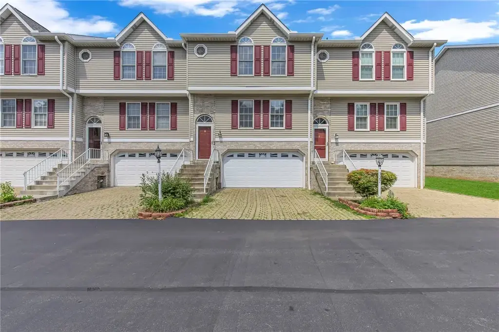 328 Brohios Drive , Center
