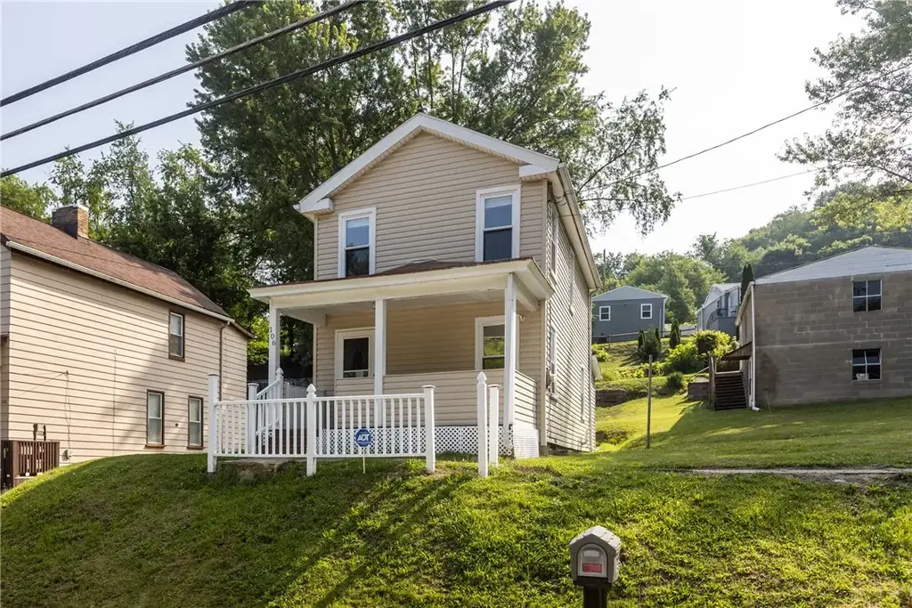 106 6th Avenue , East Rochester