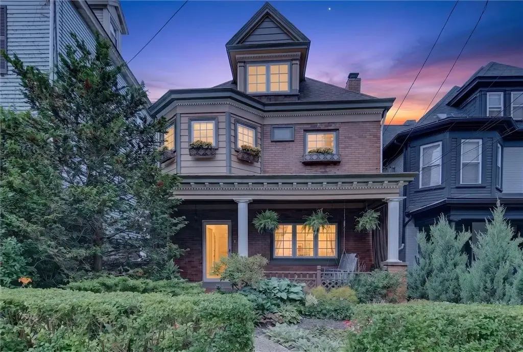 693 Orchard Avenue , Bellevue