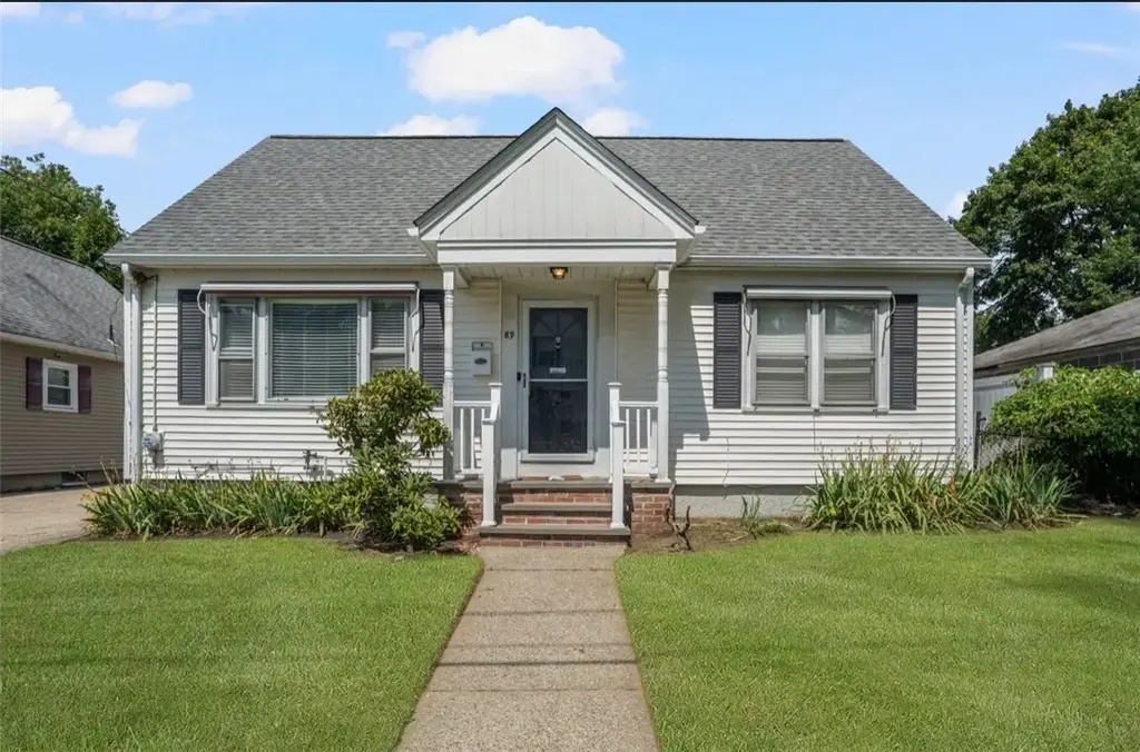 89 Rome Ave, Providence