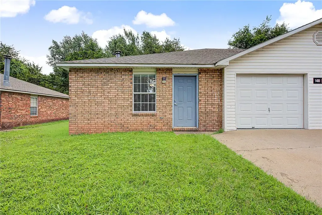 1488 N Boxley Avenue, Fayetteville