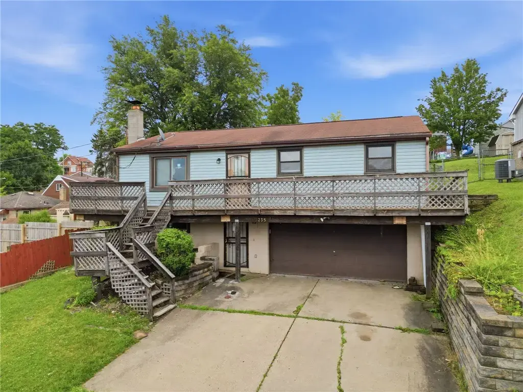 235 Grant Avenue , Whitaker