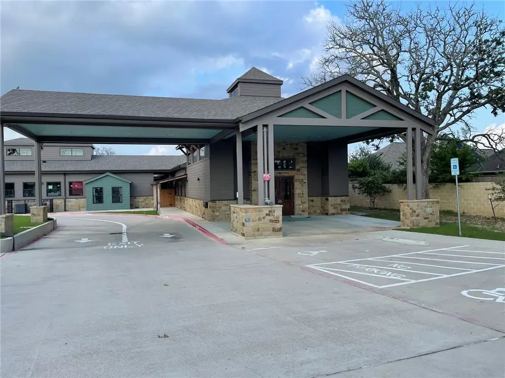 2775 Barron Road, College Station