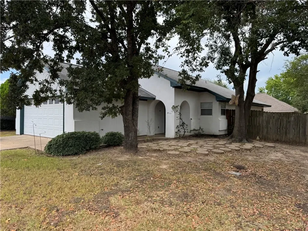 3700 Marielene Circle, College Station