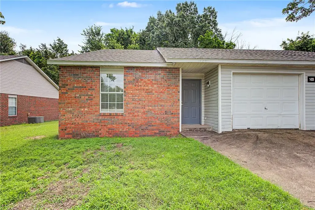 1428 N Boxley Avenue, Fayetteville