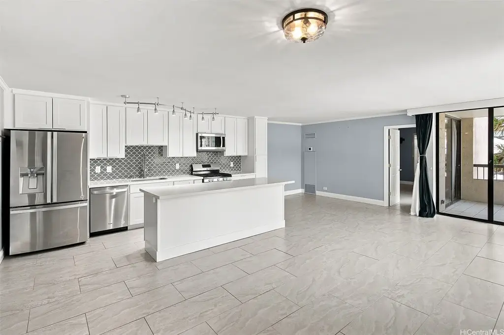 2215 Aloha Drive # Dh401(4j), Honolulu