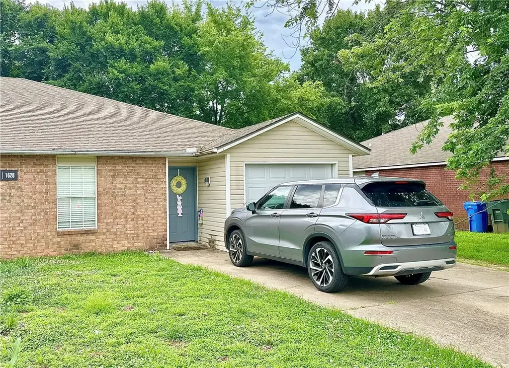 1628 N Boxley Avenue, Fayetteville