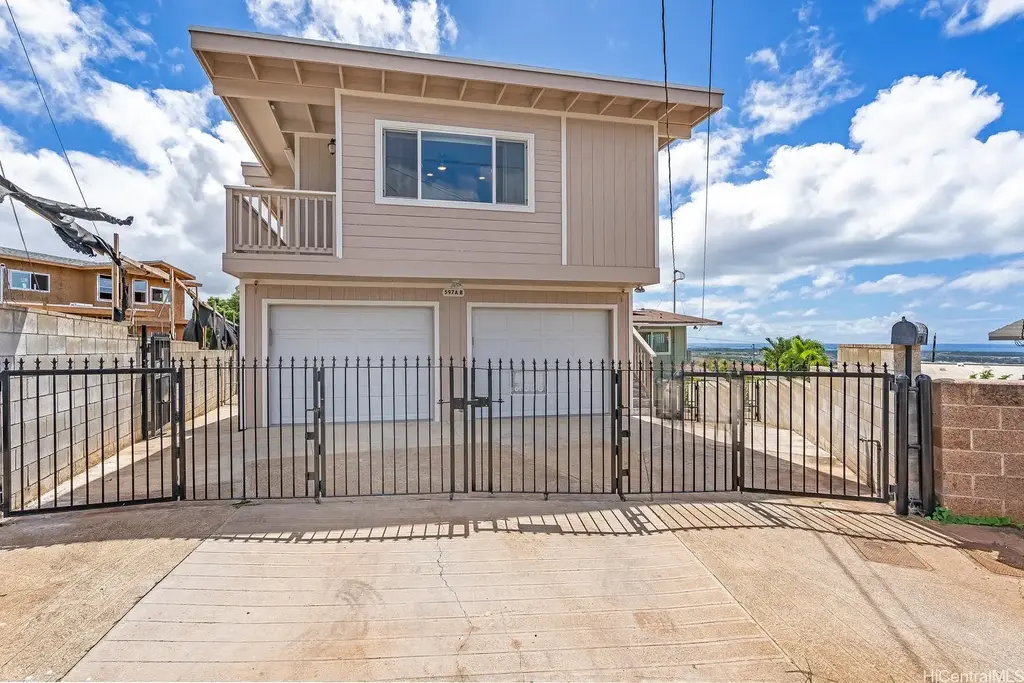 92-597 Mehani Place # A, Kapolei